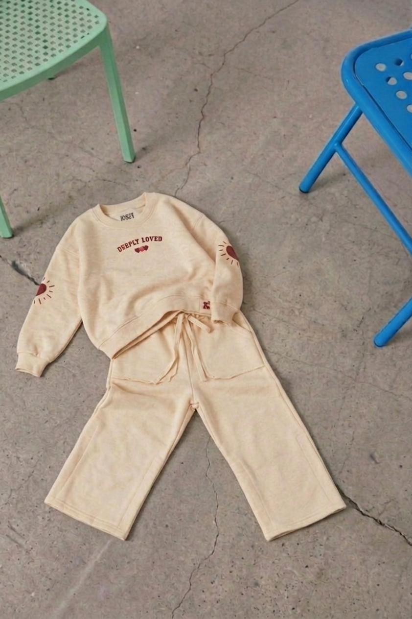 Deeply loved set